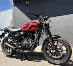2025 Royal Enfield Hunter 350 Hunter Red