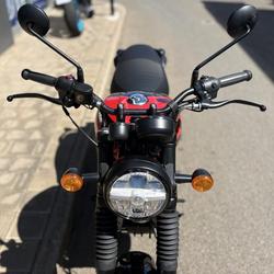 2025 Royal Enfield Hunter 350 Hunter Red