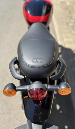 2025 Royal Enfield Hunter 350 Hunter Red