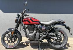 2025 Royal Enfield Hunter 350 Hunter Red