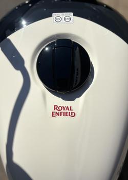 2025 Royal Enfield Shotgun 650