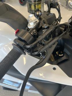 2025 CFMOTO 450 SR ABS WHITE