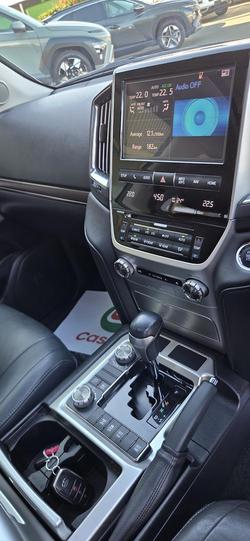 2019 Toyota Landcruiser VX VDJ200R 4X4 Dual Range Eclipse Black