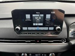 2022 Mitsubishi Outlander LS