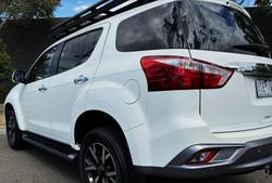 2021 Isuzu MU-X LS-U