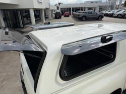 2022 Toyota Hilux SR5