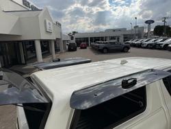 2022 Toyota Hilux SR5