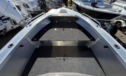 2026 QUINTREX 530 Renegade CC