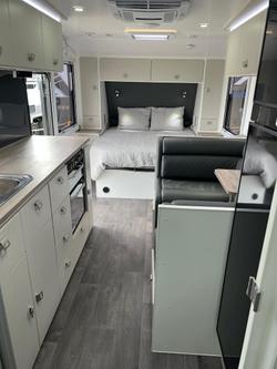 2024 Design RV Crx Semi Off Road Van 2-1, 19'