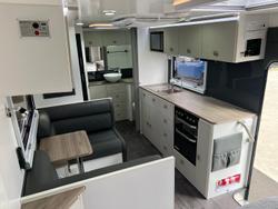 2024 Design RV Crx Semi Off Road Van 2-1, 19'