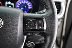 2019 Toyota Hilux SR5