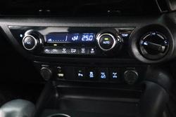 2019 Toyota Hilux SR5