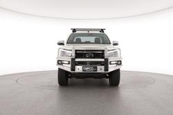 2019 Toyota Hilux SR5