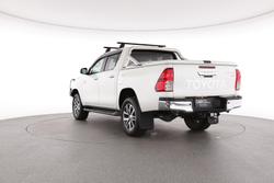 2019 Toyota Hilux SR5