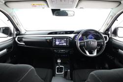 2019 Toyota Hilux SR5