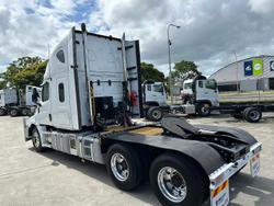 2021 Freightliner Cascadia 126 WHITE