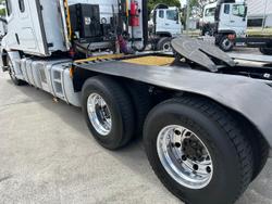 2021 Freightliner Cascadia 126 WHITE