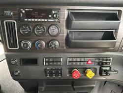 2021 Freightliner Cascadia 126 WHITE