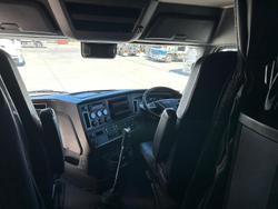 2021 Freightliner Cascadia 600 WHITE