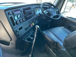 2021 Freightliner Cascadia 600 WHITE