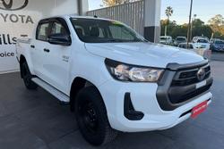 2020 Toyota Hilux SR