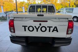 2020 Toyota Hilux SR