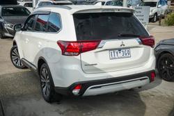 2021 Mitsubishi Outlander LS
