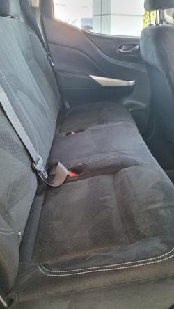 2018 Nissan Navara ST-X