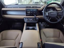 2025 Land Rover Defender 110 P525 V8