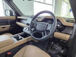 2025 Land Rover Defender 110 P525 V8
