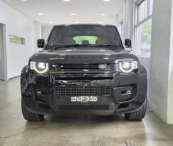 2025 Land Rover Defender 110 P525 V8