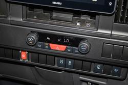 2026 Isuzu N Series NNR 45-150 DT D34 Vanpack