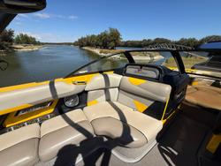 2015 Malibu Wakesetter 22 VLX
