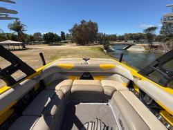 2015 Malibu Wakesetter 22 VLX