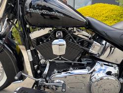 2017 HARLEY-DAVIDSON FLSTN SOFTAIL DELUXE Black