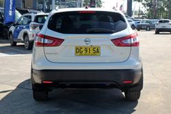 2016 Nissan QASHQAI Ti