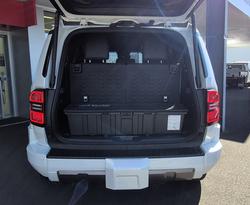 2024 Toyota Landcruiser Prado VX