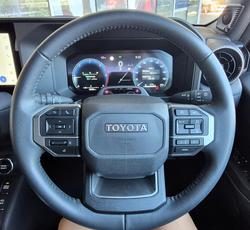 2024 Toyota Landcruiser Prado VX