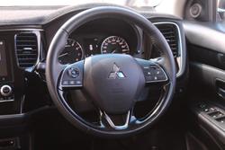 2020 Mitsubishi Outlander LS