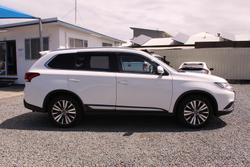 2020 Mitsubishi Outlander LS