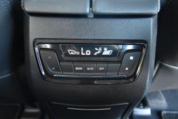 2021 LDV D90