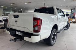 2024 Nissan Navara ST-X