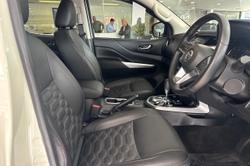 2024 Nissan Navara ST-X