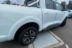 2025 GWM Ute Pearl White (9F01)