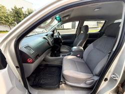 2005 Toyota Hilux SR5 KUN26R MY05 4X4 Sterling Silver