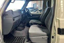 2025 Toyota Landcruiser GXL