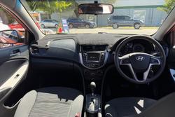 2016 Hyundai Accent Active