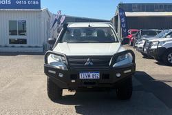 2022 Mitsubishi Triton GLX