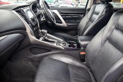 2016 Mitsubishi Pajero Sport GLS