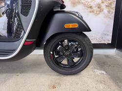 2021 VESPA GTS 300ie SUPER BLACK